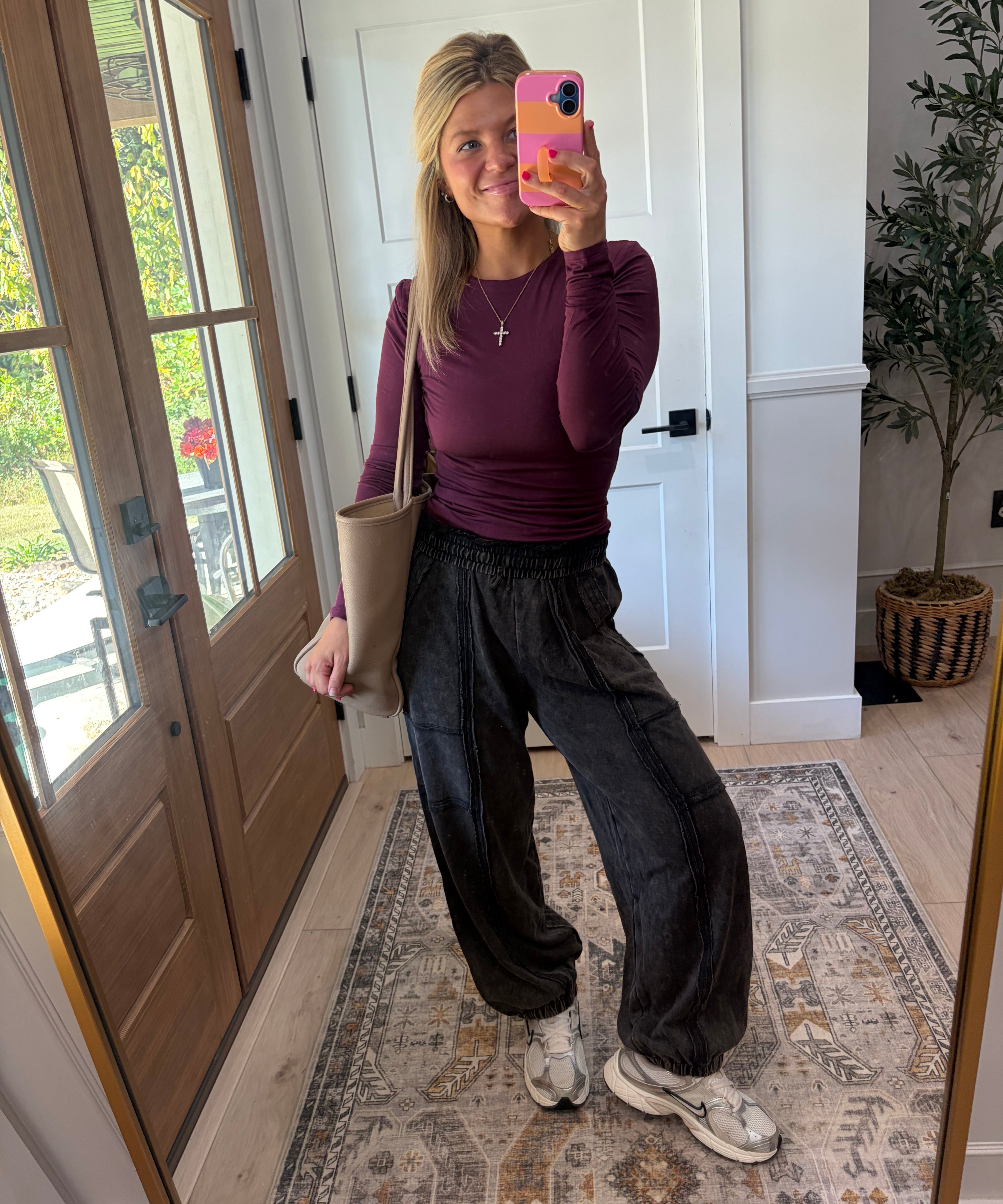 Worn-In Pants - black