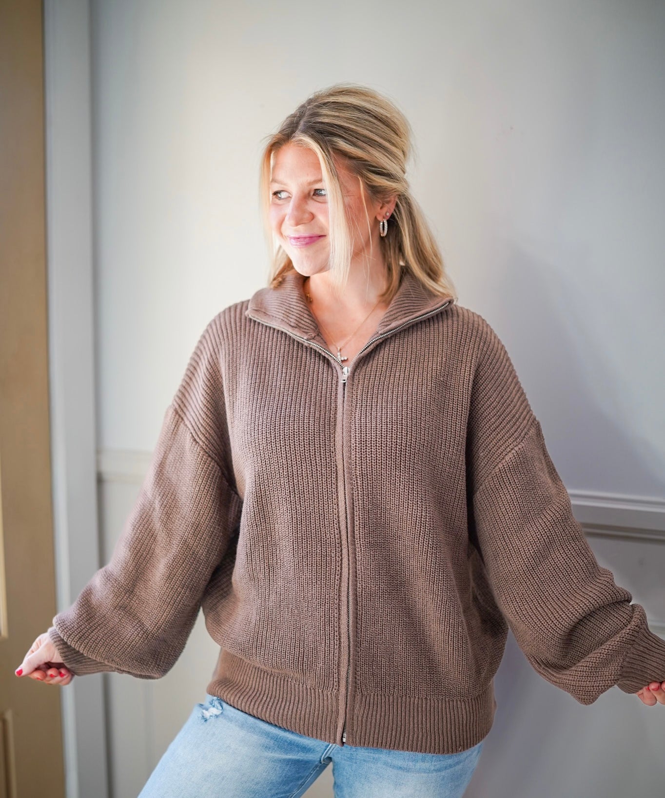 Louise Zip-up Cardi