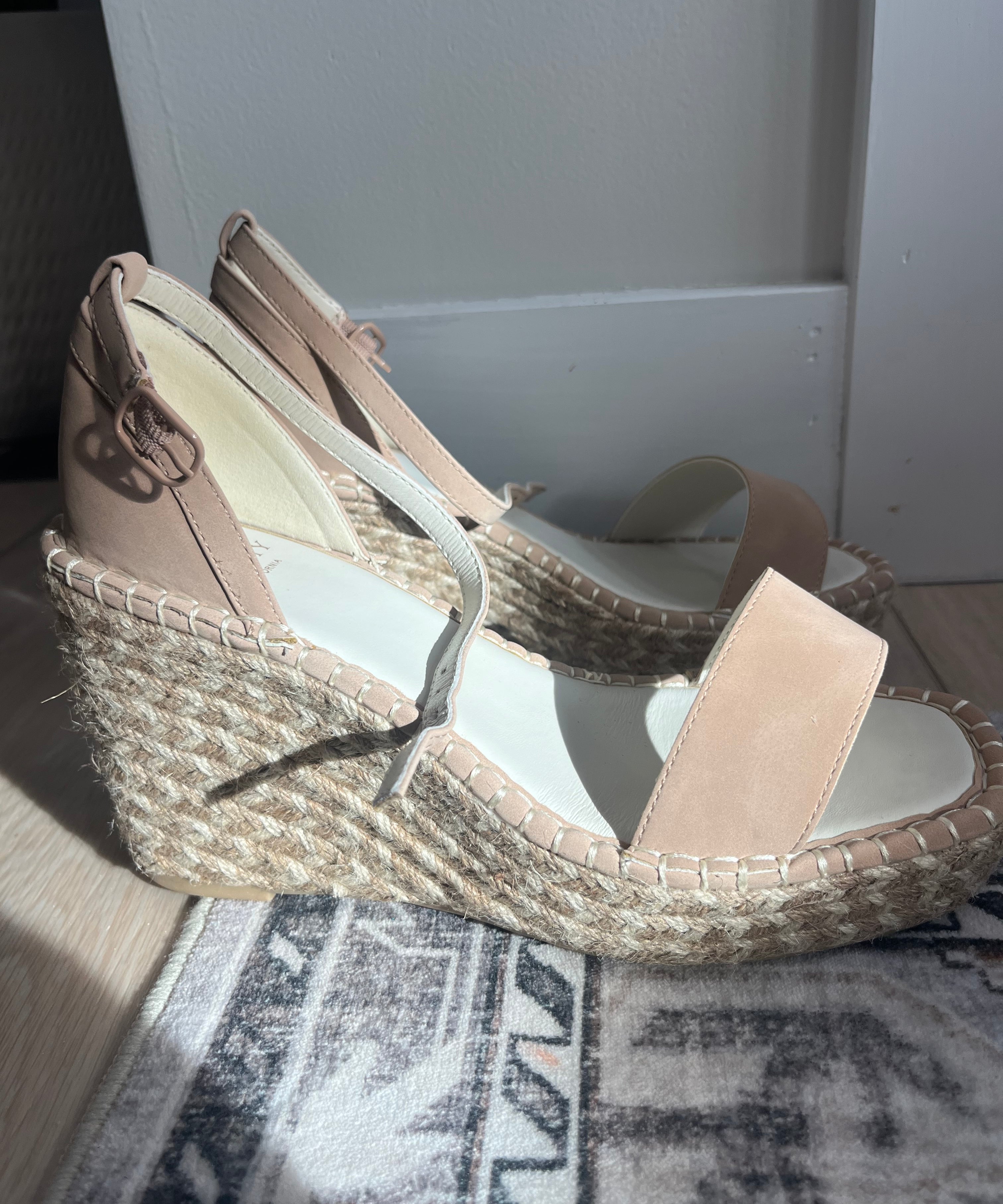It Girl Wedges